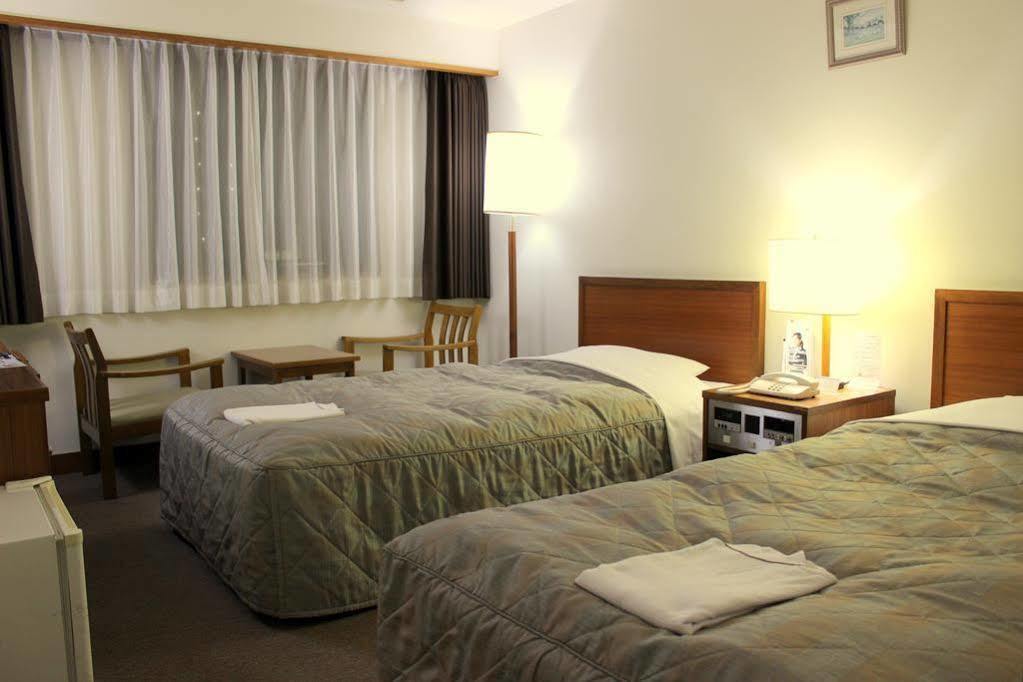 Maple Inn Makuhari Тіба Екстер'єр фото
